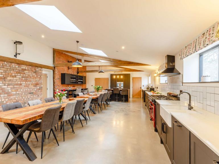 Spacious Kitchen with Island